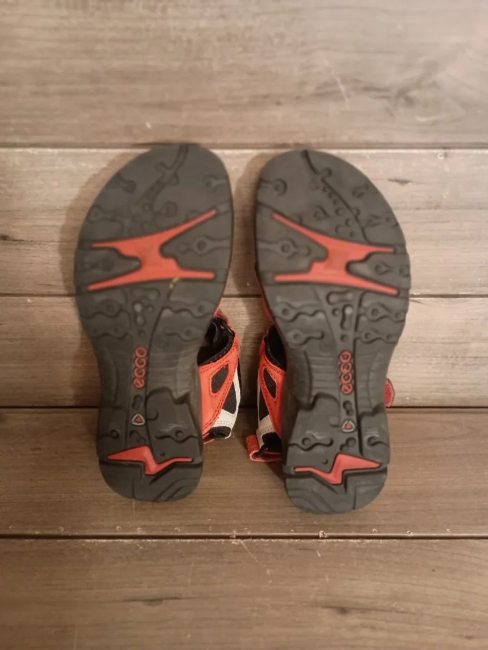 Ecco Yucatan Off Road Women Hiking Shoes Size 8 Receptor Technology Red Grey